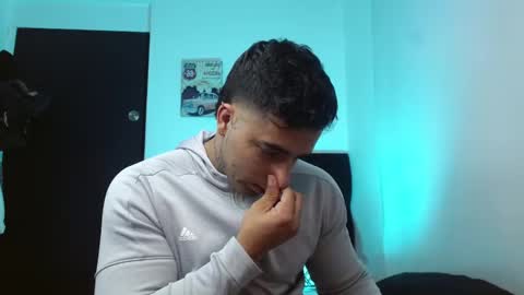 Snapshot of darius_phoenix chatting on 10/25/25, 10:59 Darius Phoenix online show from 10/25/25, 10:59