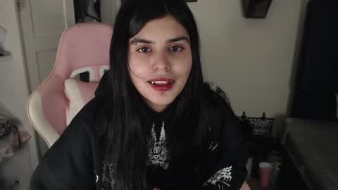 Moony online show from 12/24/24, 10:49