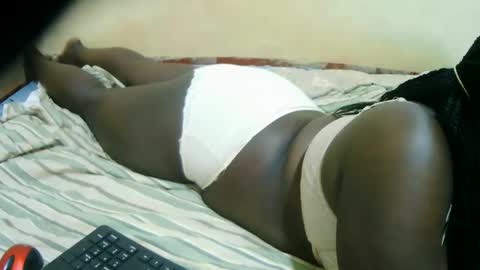 dark_anggel online show from 11/20/25, 01:00