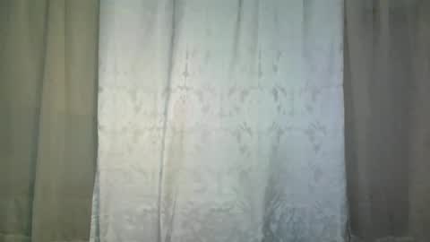 Snapshot of dark_hurohuro19 chatting on 12/14/24, 11:56 LIANNA online show from 12/14/24, 11:56