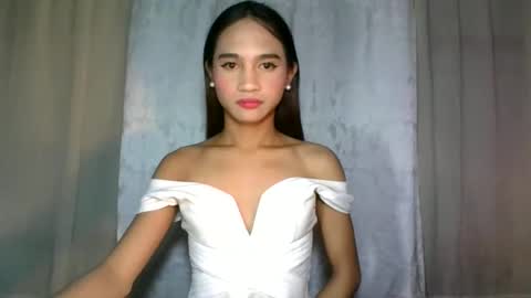 Snapshot of dark_hurohuro19 chatting on 12/23/24, 08:47 LIANNA online show from 12/23/24, 08:47