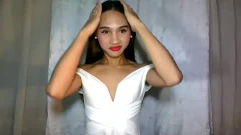 Snapshot of dark_hurohuro19 chatting on 12/25/24, 05:48 LIANNA online show from 12/25/24, 05:48