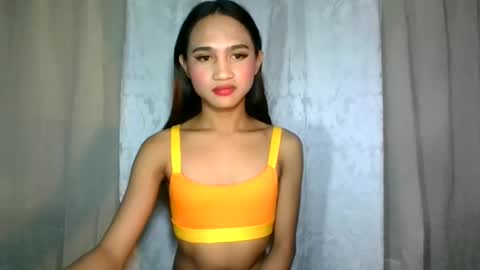 Snapshot of dark_hurohuro19 chatting on 01/04/25, 06:41 LIANNA online show from 01/04/25, 06:41