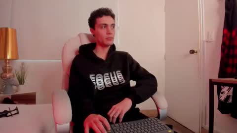 dark_sun333 online show from 10/09/25, 09:35