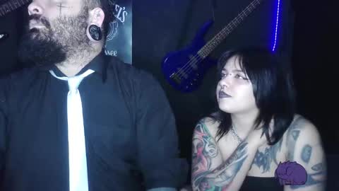 darkclothes online show from 11/23/25, 01:16