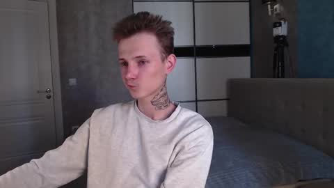 Snapshot of darling__oliver chatting on 03/01/25, 07:30 your lovely Oli online show from 03/01/25, 07:30