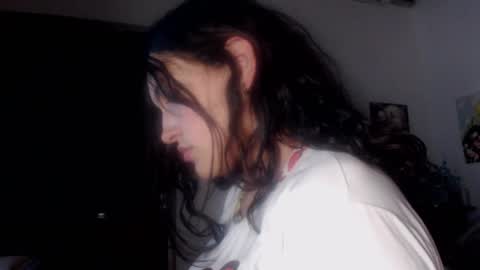 Snapshot of darlynn17 chatting on 10/08/25, 02:53 Darlyn online show from 10/08/25, 02:53