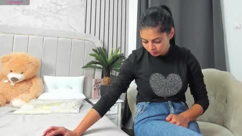 Darya online show from 11/18/25, 04:28