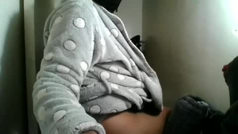 Snapshot of daszler chatting on 02/02/25, 12:46 Daszler online show from 02/02/25, 12:46