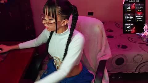 Marie Anne online show from 11/23/25, 04:34