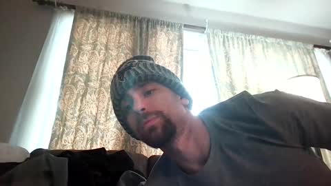 Snapshot of daultondl35 chatting on 01/10/25, 05:24 DoubleD35 online show from 01/10/25, 05:24