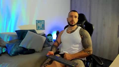 DAVE MAX online show from 11/08/25, 02:56