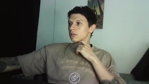 Snapshot of davebroww chatting on 02/23/25, 02:14 Dave Brown online show from 02/23/25, 02:14