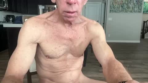 Snapshot of davepilotman205131 chatting on 01/27/25, 05:15 davepilotman205131 online show from 01/27/25, 05:15