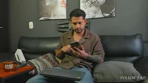 Snapshot of davevilboy chatting on 11/07/25, 12:38 Daves online show from 11/07/25, 12:38