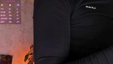 David online show from 10/21/25, 01:34