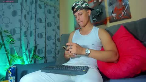 David Neill online show from 11/03/25, 02:02