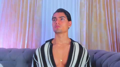 Snapshot of davidaponte017 chatting on 03/07/25, 03:28 davidaponte online show from 03/07/25, 03:28