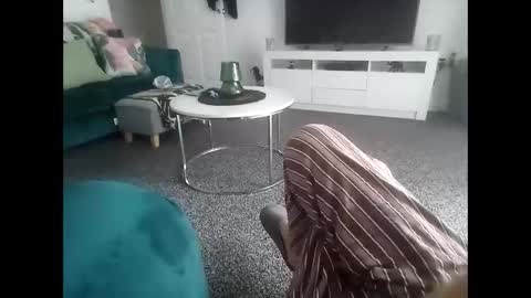 davidf75 online show from 10/31/25, 09:32