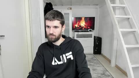 Snapshot of davidnowak chatting on 12/17/24, 08:54 David online show from 12/17/24, 08:54