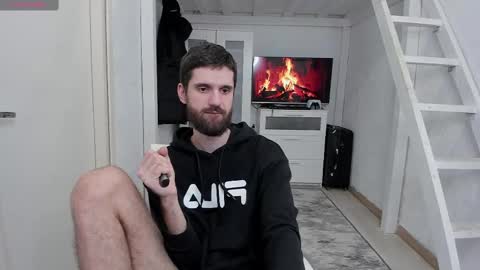 Snapshot of davidnowak chatting on 12/26/24, 06:12 David online show from 12/26/24, 06:12