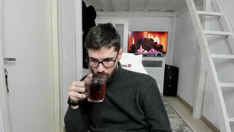 Snapshot of davidnowak chatting on 01/29/25, 10:37 David online show from 01/29/25, 10:37