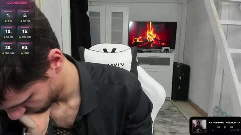 Snapshot of davidnowak chatting on 02/26/25, 10:09 David online show from 02/26/25, 10:09