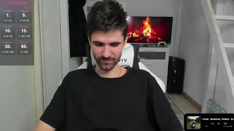 Snapshot of davidnowak chatting on 02/27/25, 10:31 David online show from 02/27/25, 10:31