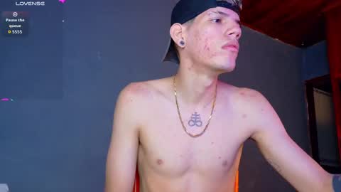 daviid_huge online show from 09/22/25, 08:16