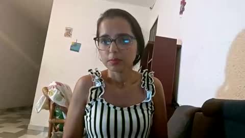 dayana_cruz online show from 11/15/25, 03:04
