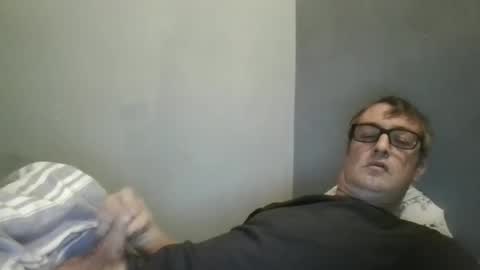 Snapshot of dazzill chatting on 10/07/25, 06:49 Dazzill online show from 10/07/25, 06:49