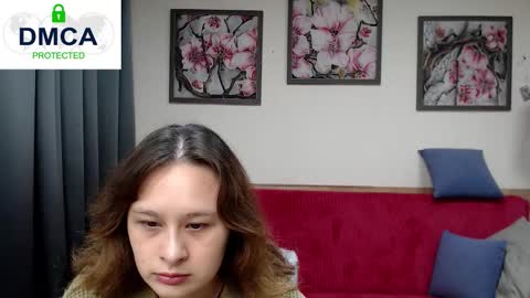 Elya online show from 10/28/25, 10:52