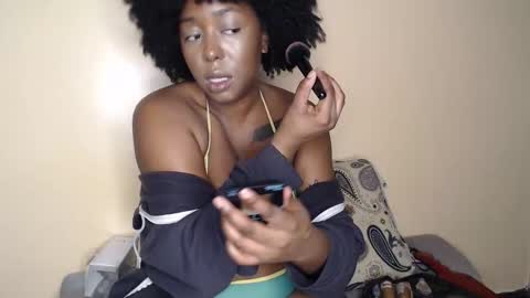 Duchess Coco - Coco Puffs online show from 01/28/25, 12:57