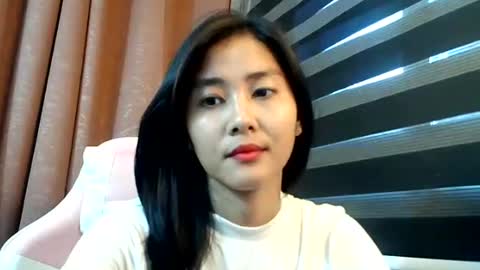 Angel online show from 10/12/25, 08:13