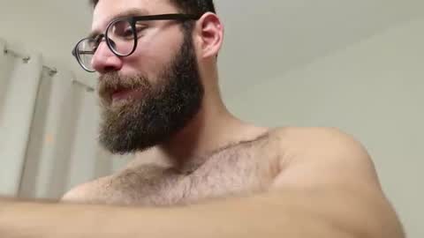 Snapshot of deanlek chatting on 11/05/25, 09:48 Dean online show from 11/05/25, 09:48