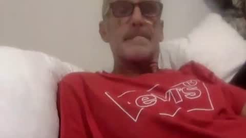 deanofflove221000 online show from 11/05/25, 07:14