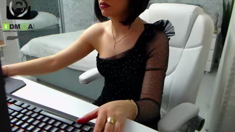 Elly online show from 03/01/25, 10:34