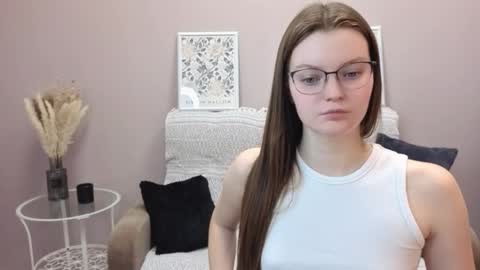 Jessica online show from 11/18/25, 10:09