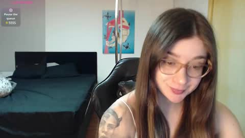 Snapshot of dearlilith6666 chatting on 12/05/24, 12:52 dearlilith6666 online show from 12/05/24, 12:52
