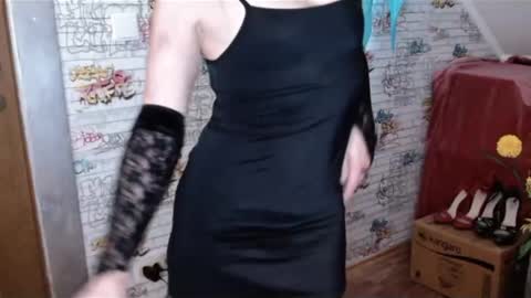 Snapshot of debramilf chatting on 12/08/24, 04:14 DebraMilf online show from 12/08/24, 04:14