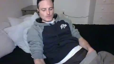 Dee4dayz online show from 10/23/25, 02:44