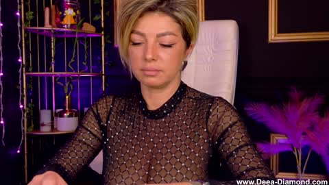 Snapshot of deeadiamond chatting on 01/10/25, 06:06 Deea online show from 01/10/25, 06:06