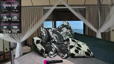 Snapshot of deeplyasian chatting on 11/03/25, 05:25 Deeply Asian style... Nice to meet you thumb up me please help us. online show from 11/03/25, 05:25