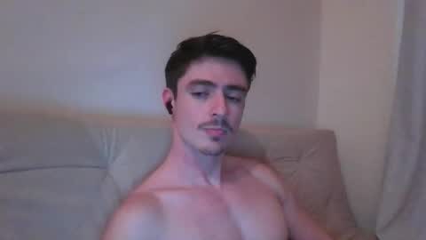 deepwhite2003 online show from 10/09/25, 03:04