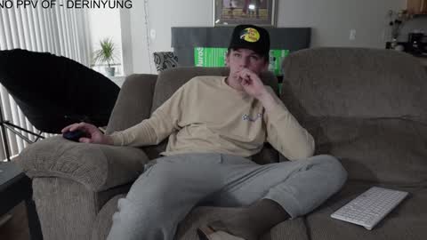 Snapshot of deeyungguy chatting on 01/24/25, 03:02 more content and goodies online show from 01/24/25, 03:02