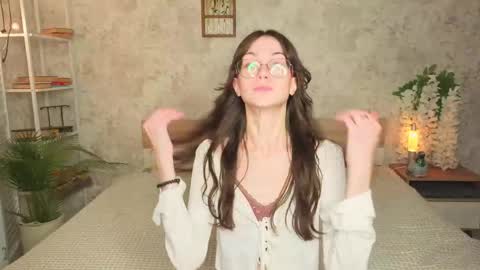 Amy online show from 10/12/25, 07:24