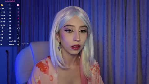 Stephanie.e  online show from 09/09/25, 08:03