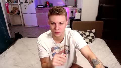 Snapshot of degradat1on chatting on 10/12/25, 08:35 degradat1on online show from 10/12/25, 08:35