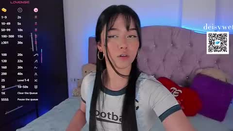 Snapshot of deisy_smith_ chatting on 10/10/25, 12:15 Deisy online show from 10/10/25, 12:15