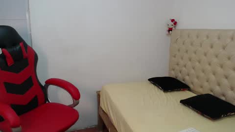 deiv2_ online show from 11/08/25, 01:39